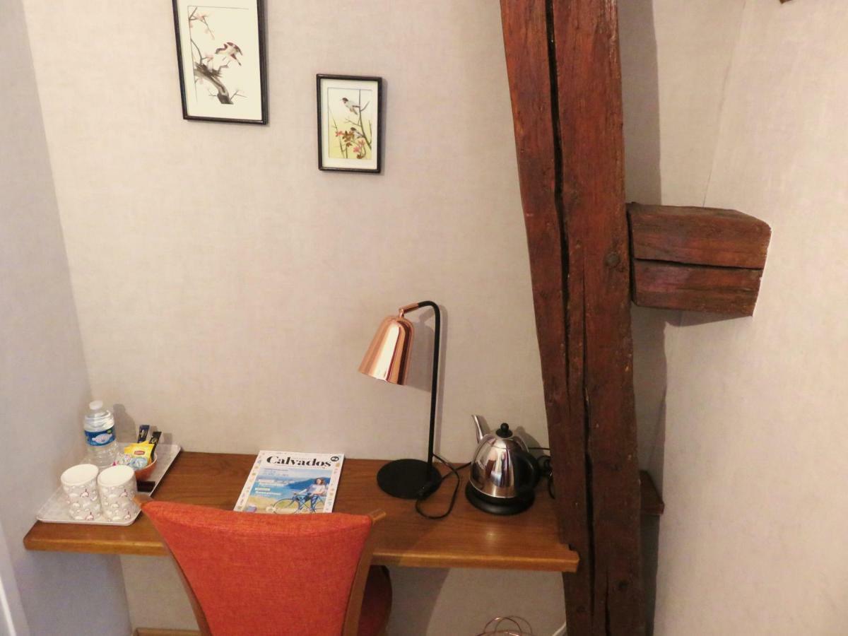 Le Manoir de Placy - Chambres d'Hôtes Clécy Extérieur photo